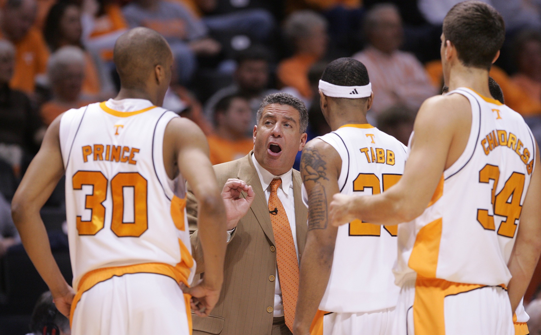 Rylee - BREAKING: Auburn men's basketball head coach Bruce Pearl is ...