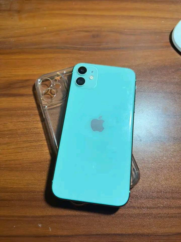 📱iPhone 11 256GB With TrueTone With Face Id Openline 100% Battery