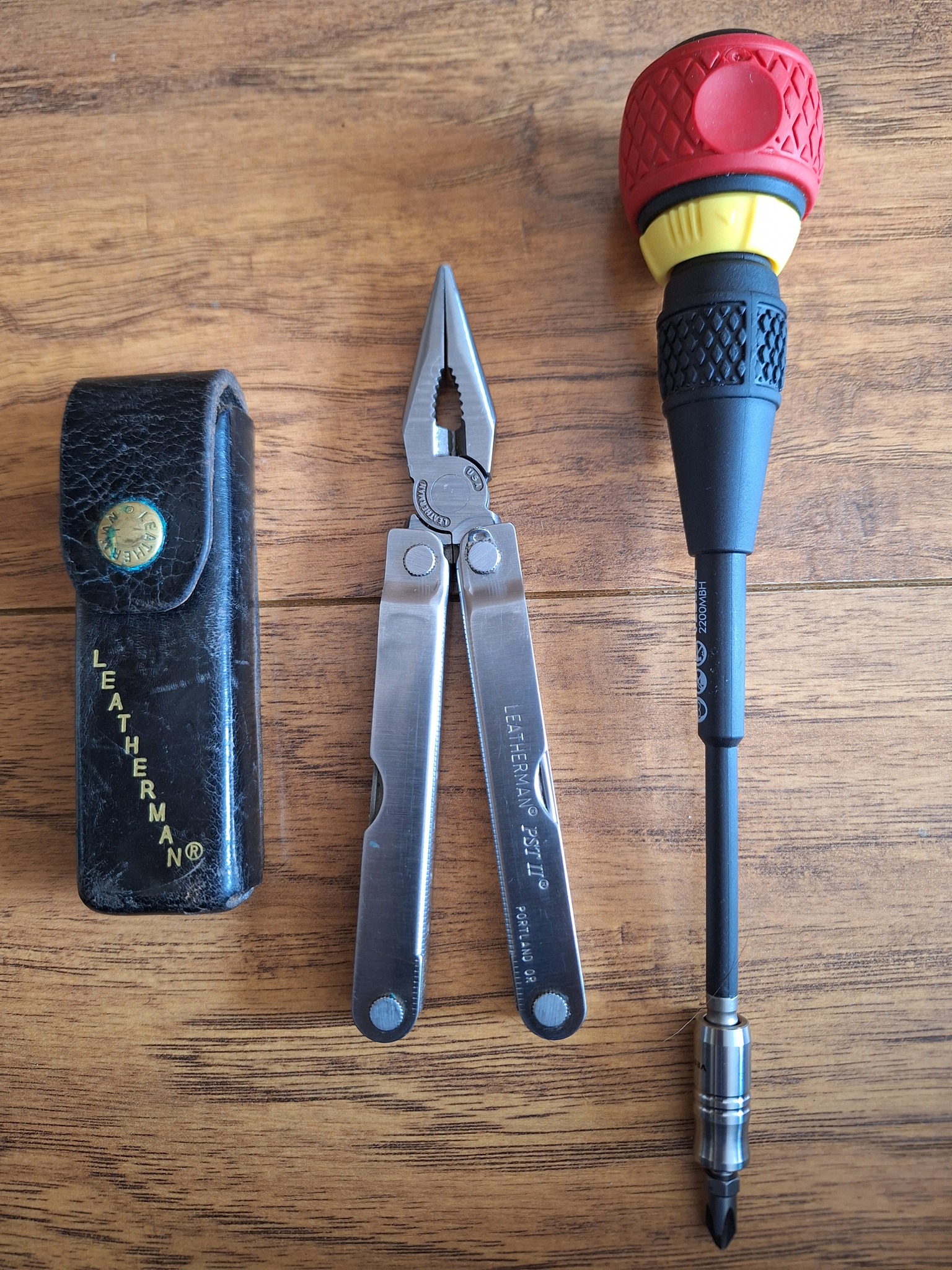 Leatherman PST II, Vessel 2200MBH
