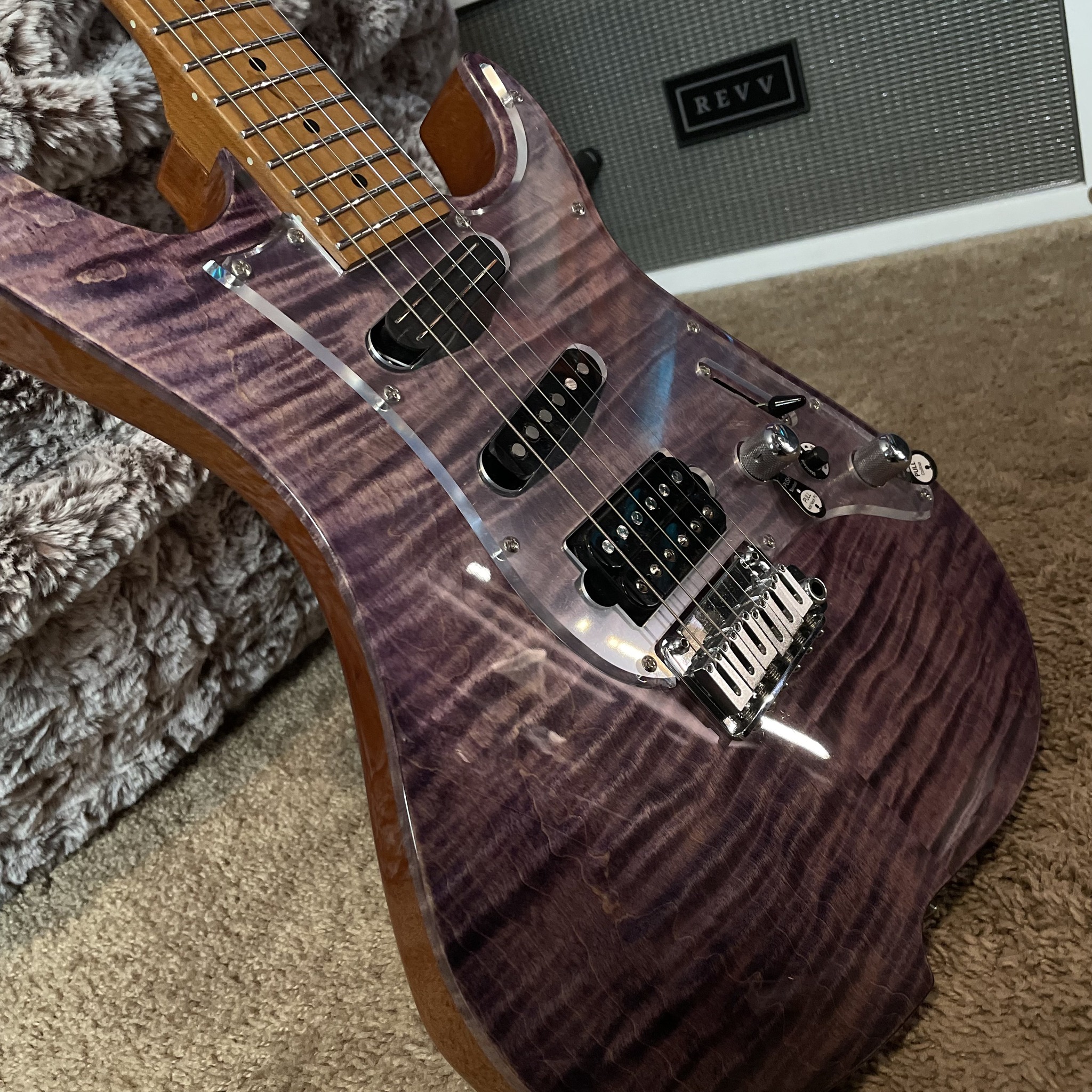 Tokai Breezysound Demo And Features The Tokai brand has returned