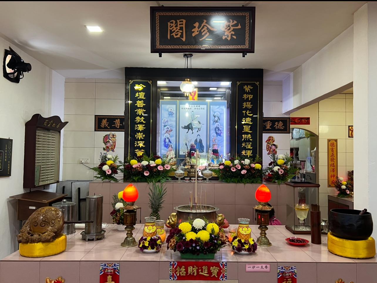 德教文化 - 【德教会扶鸾的坚持】 作者是 扶鸾 “扶鸾”是德教会最具有特色的“神道设教” 行教，可以保证正信的法门，我们要认真，并坚持遵守 ...