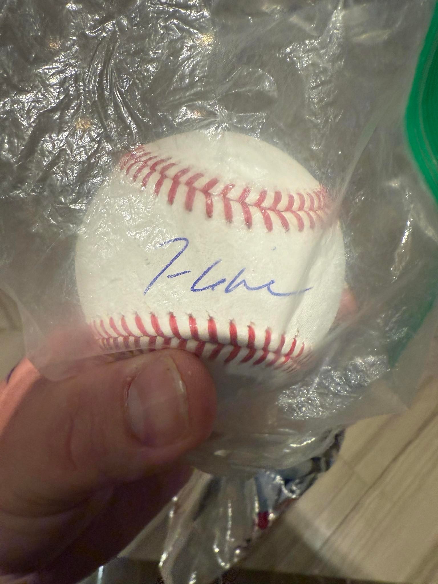 Tom Glavine autograph baseball for Braves fans