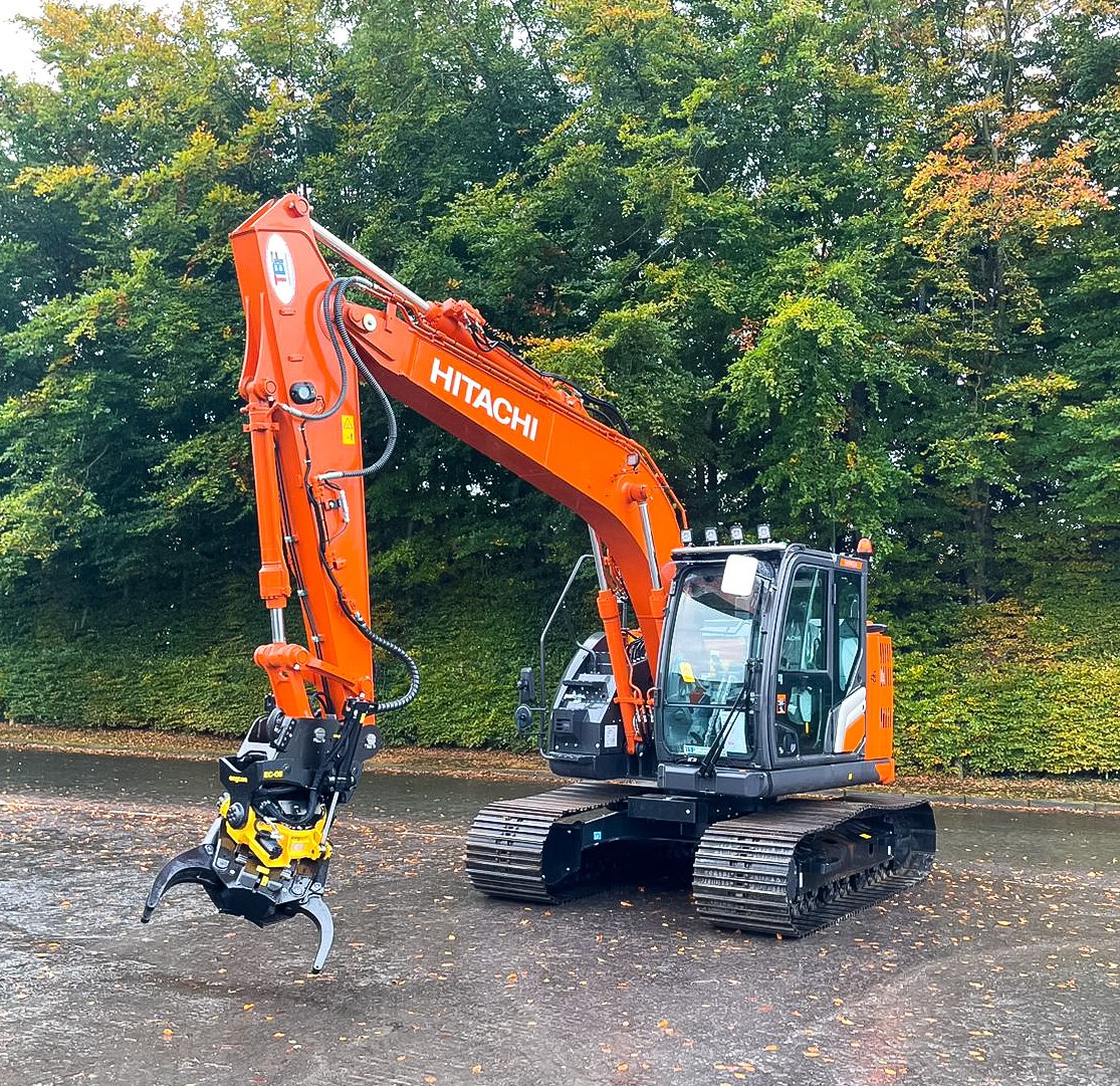 MCCUSKER CONTRACTS LTD HAVE THE EDGE WITH ENGCON HITCH TECNOLOGY