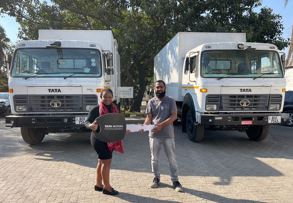 Tata Zambia sells two LPT 2516 containerized trucks to Amico