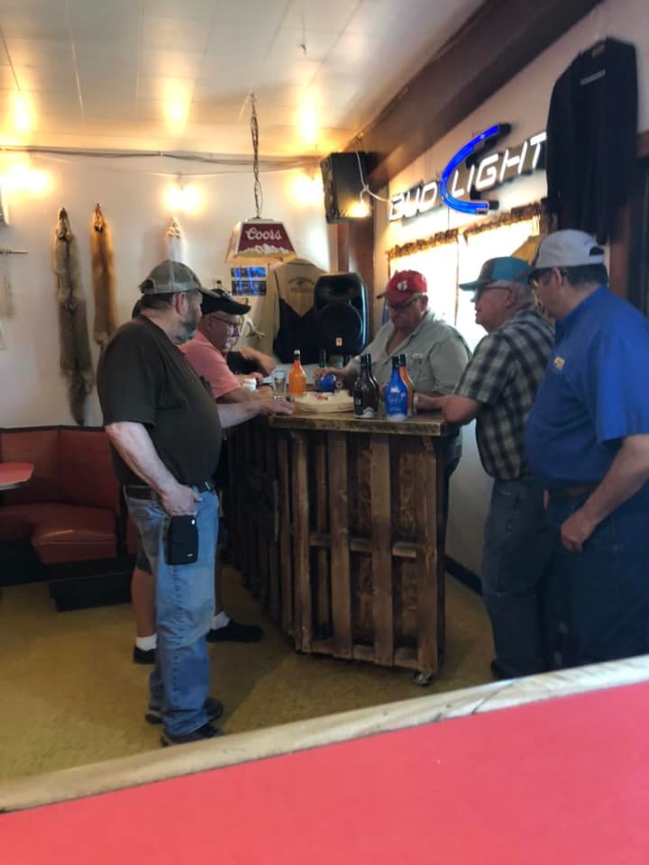 The Java group breaking in the new... - Java Municipal Bar