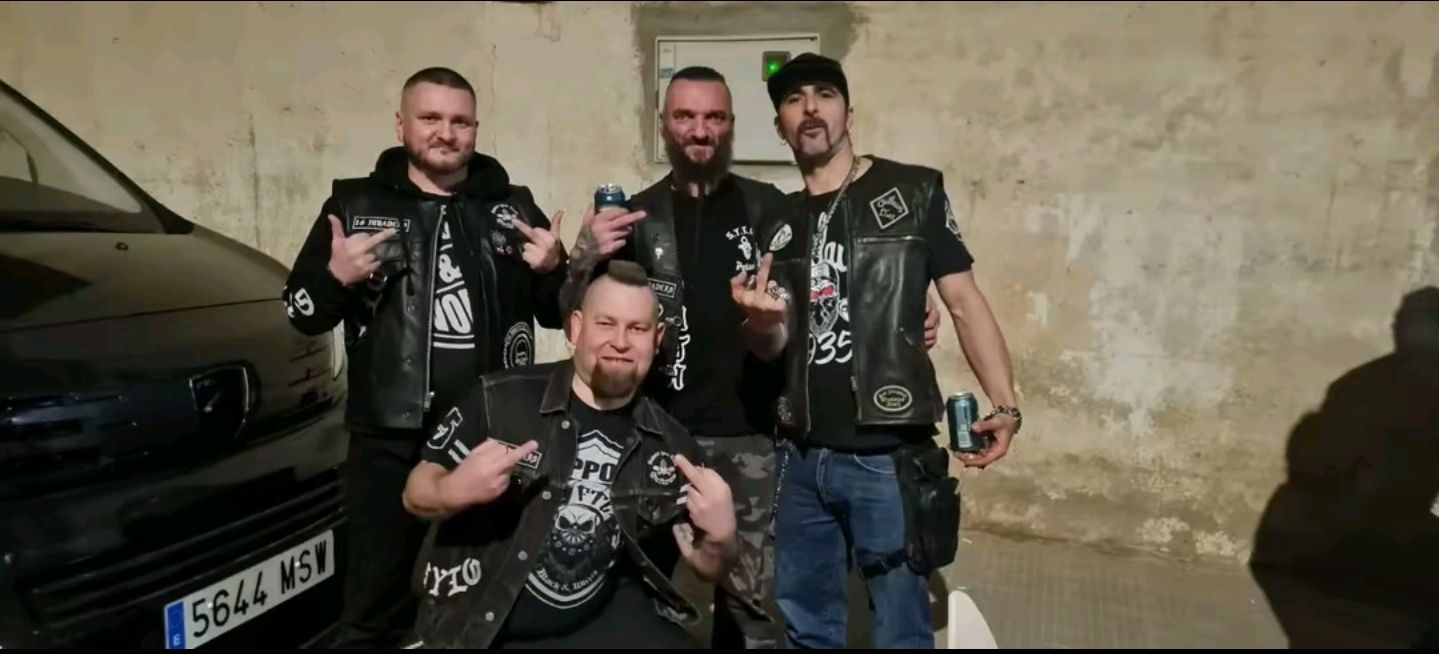 OUTLAWS - OUTLAWS MC ⚫⚪ OFFO GFOD 🏴🏳️ #AOA #offo #gfod #GBDF #support15 ...
