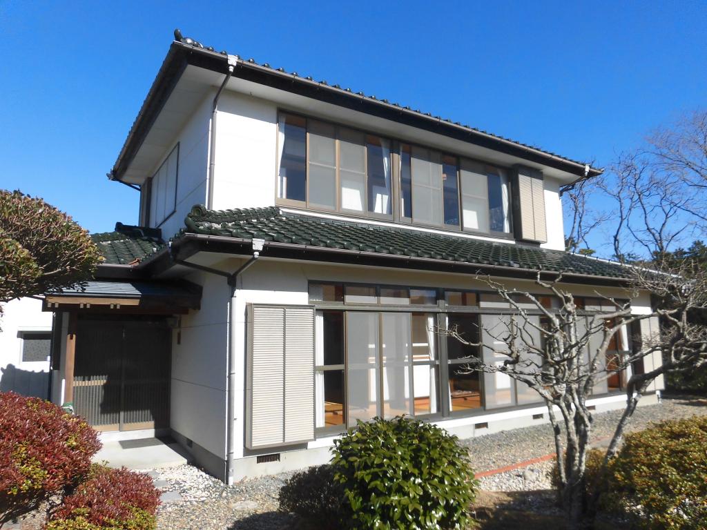 This spacious Japanese house is listed at 11,000,000 yen (68,750