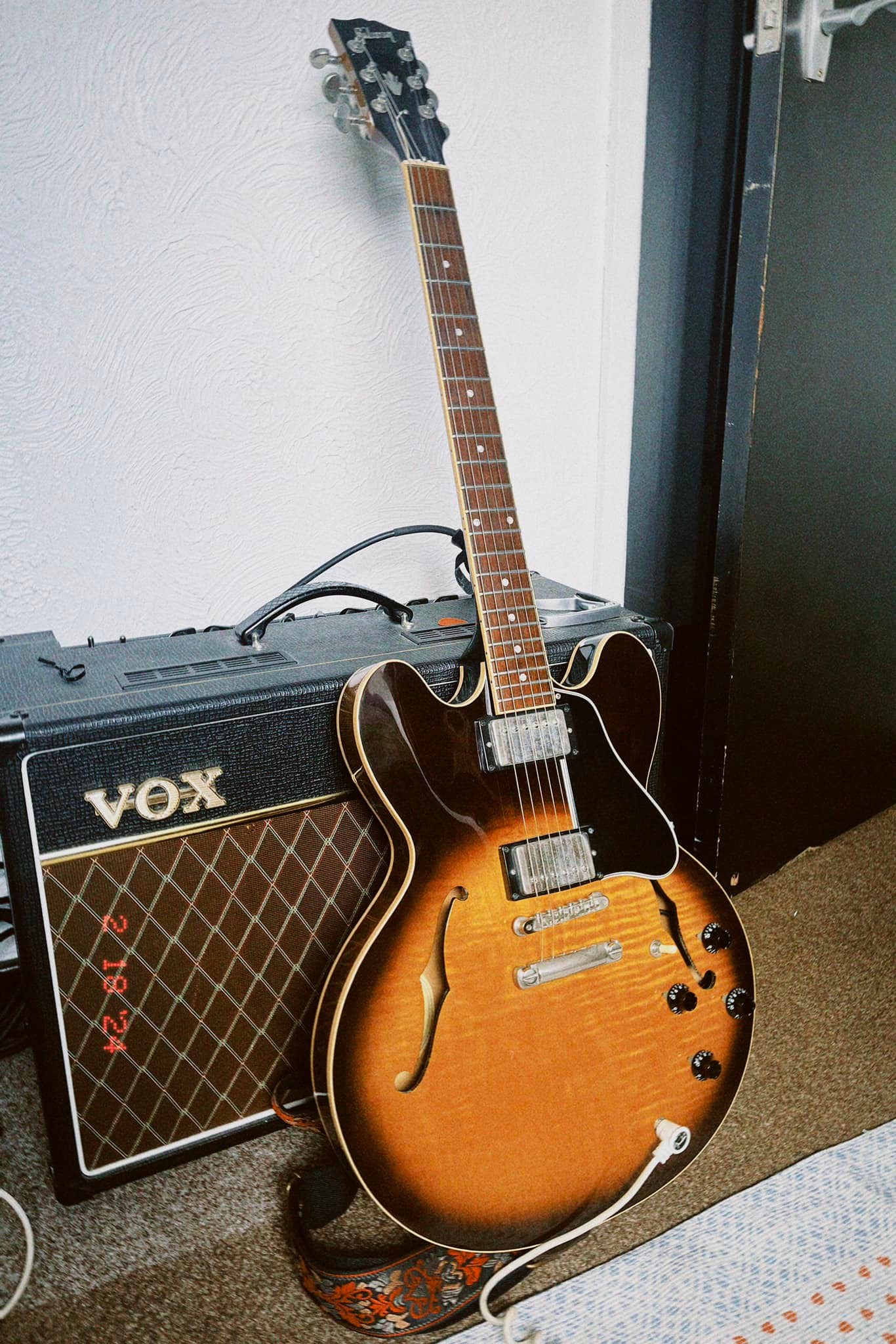 1993 Gibson ES335 Dot guitar review
