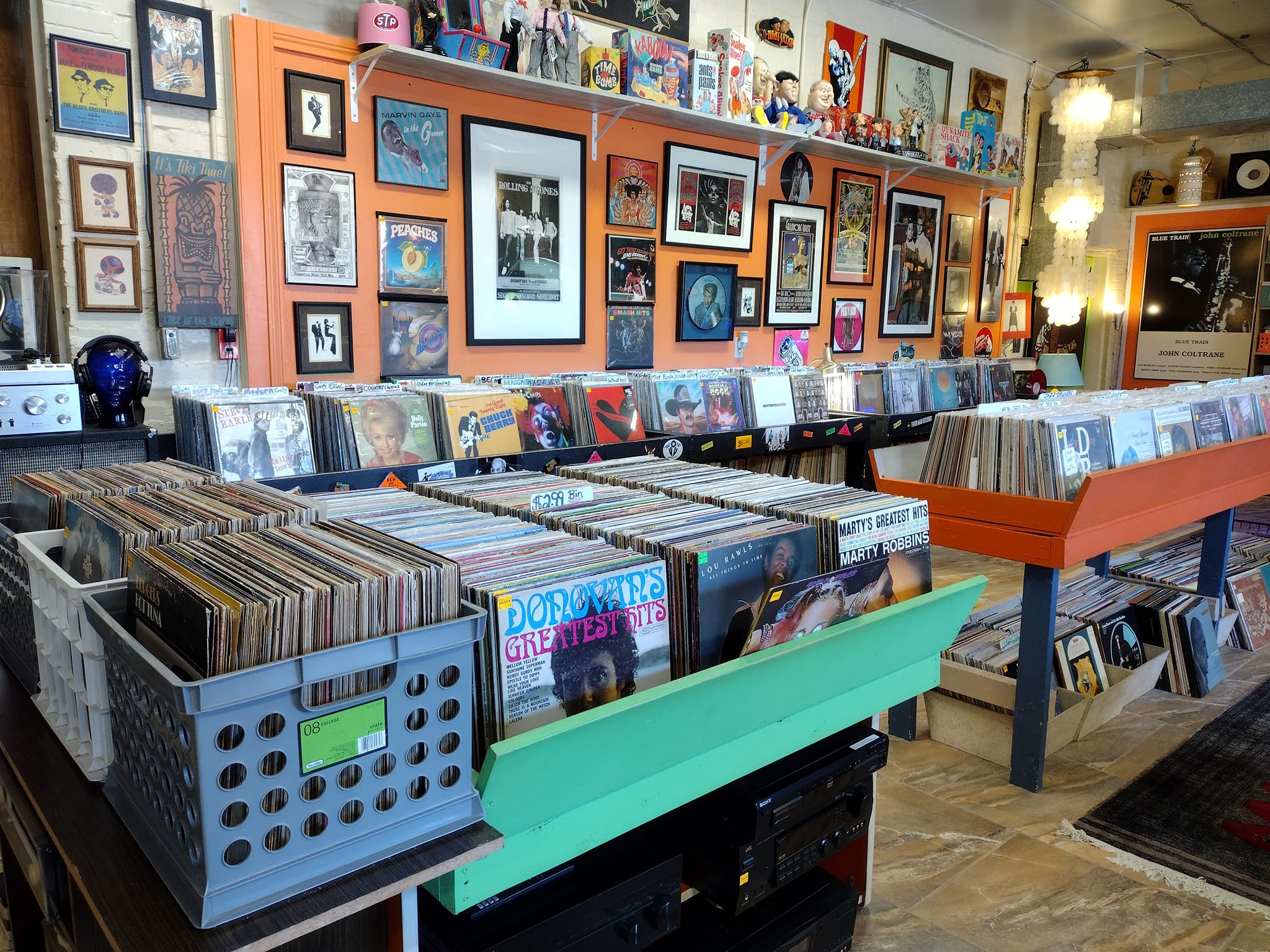 In the Groove Records in Jefferson City: Vinyl, CDs, and Stereo