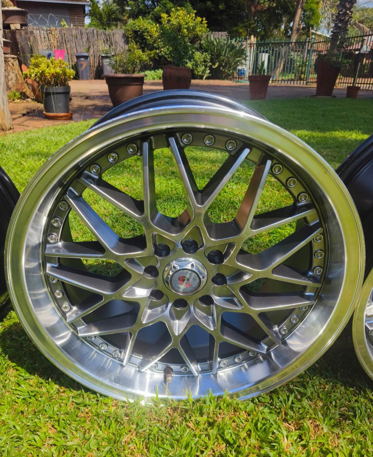 17” Multi-Spoke Mag Wheels – Gunmetal • Set of 4 rims • Size: 17” x 8.5 ...