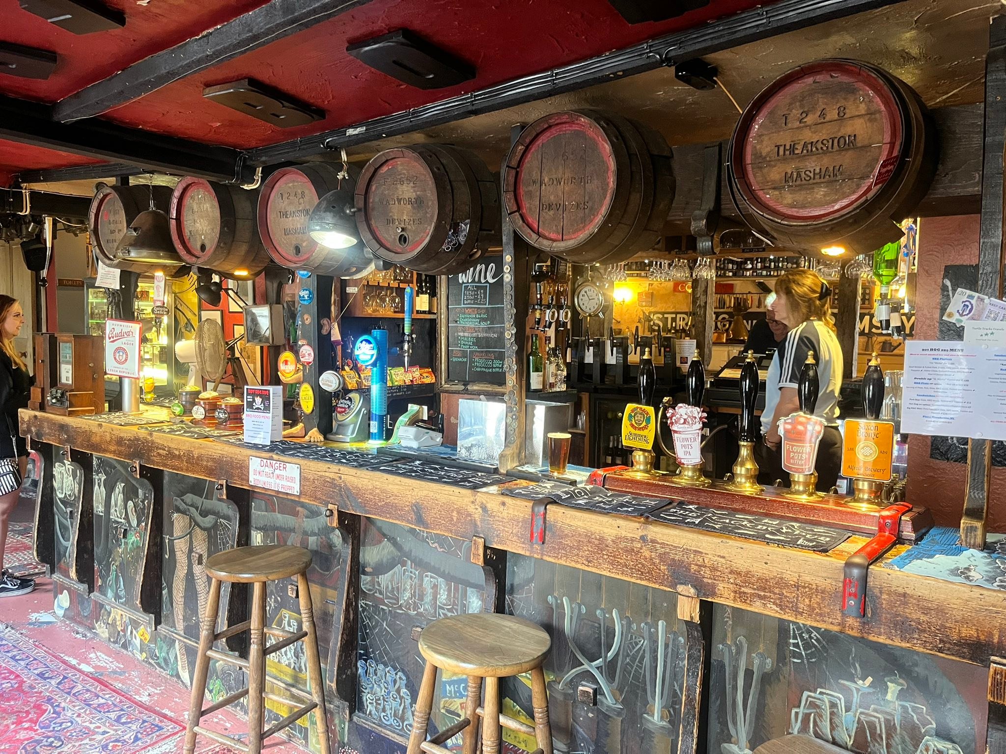 The Great British Pub Crawl - The Great British Pub Crawl