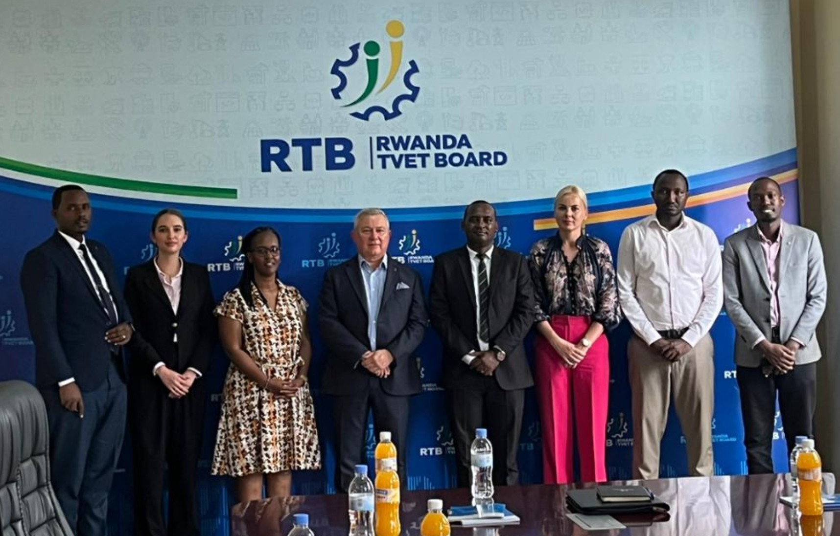 🇷🇼🤝🇲🇹 Building Bridges in Skills... - National Skills Council | Facebook