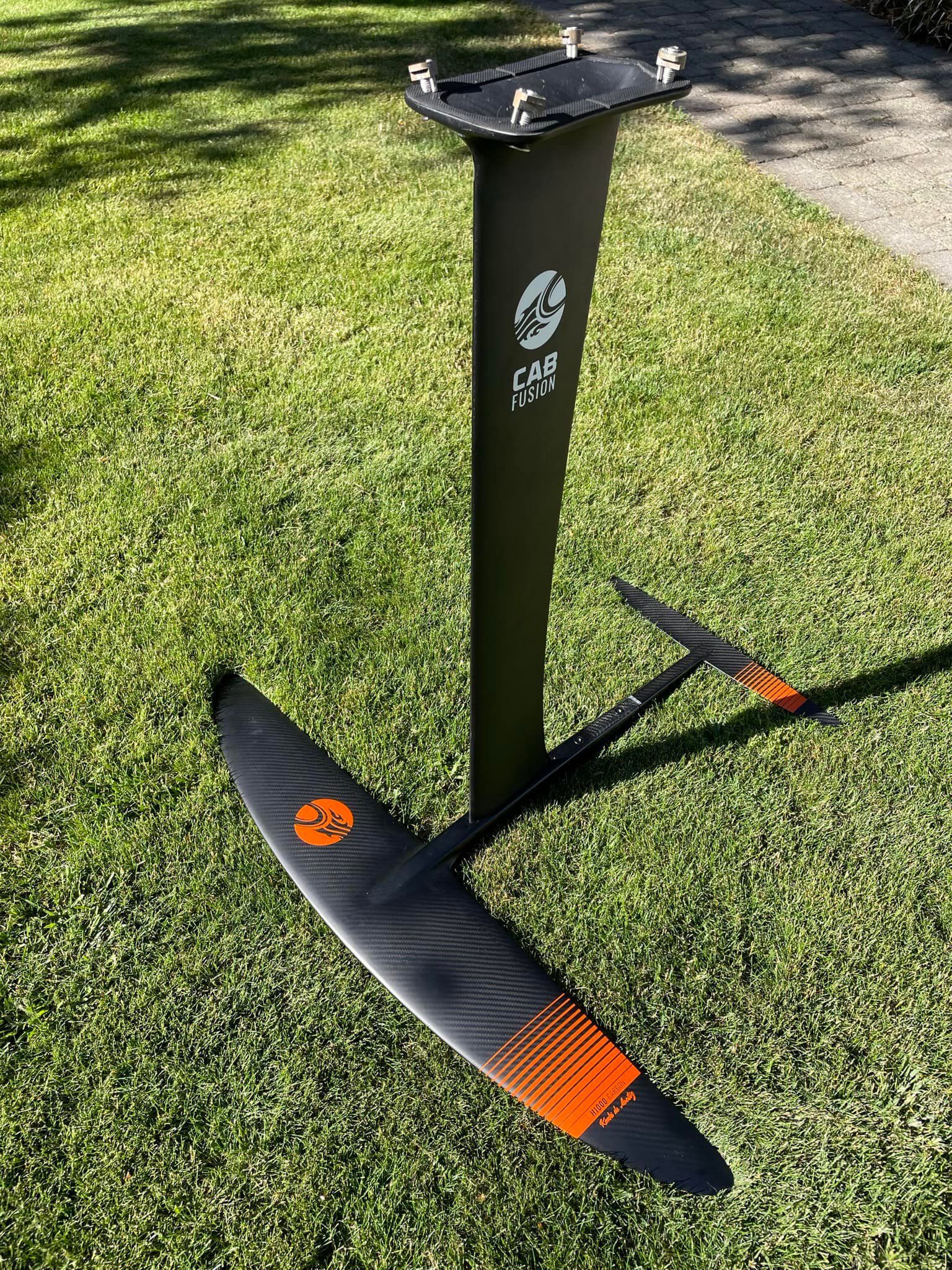 For Sale: Cabrinha Full Carbon foil kit, H 1000 front wing. Light 
