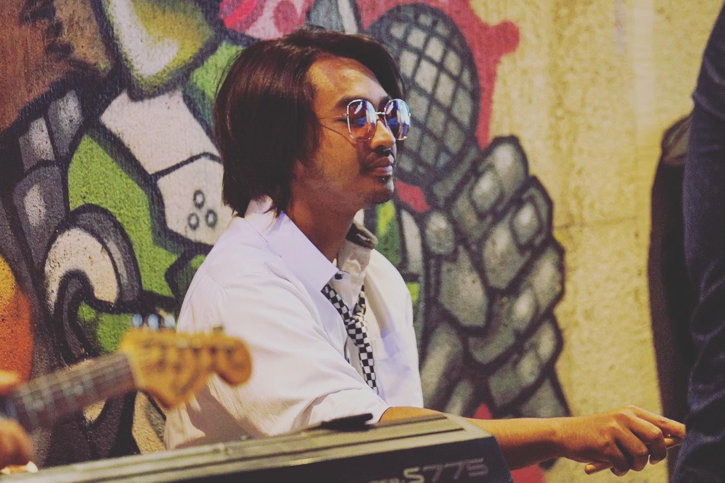 CAFE HITROW MUSIK STUDIO