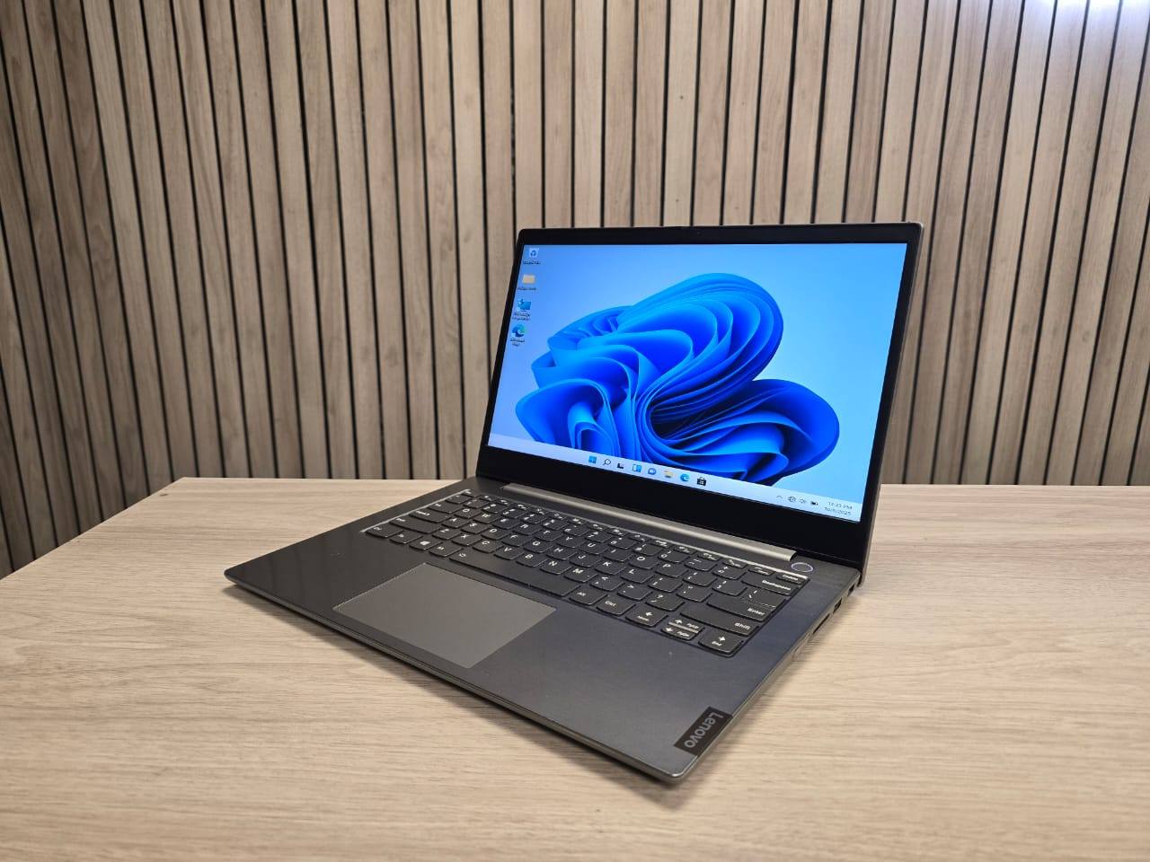 ? Lenovo ThinkBook 14 - IML? ⚙️ Core i7 | 10th Gen | 16GB RAM 