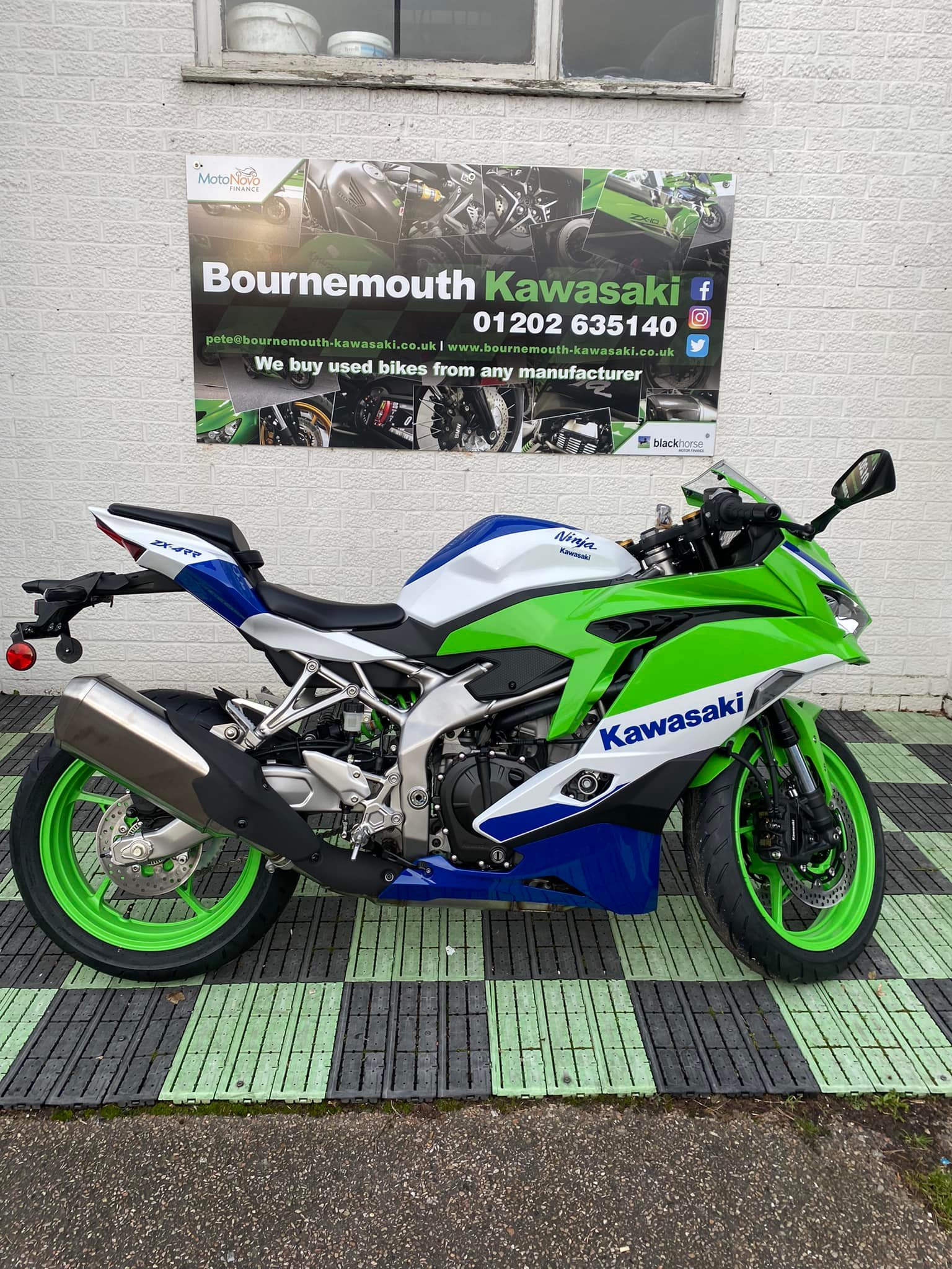 2024 Kawasaki Ninja 400-RR 40th anniversary edition for sale