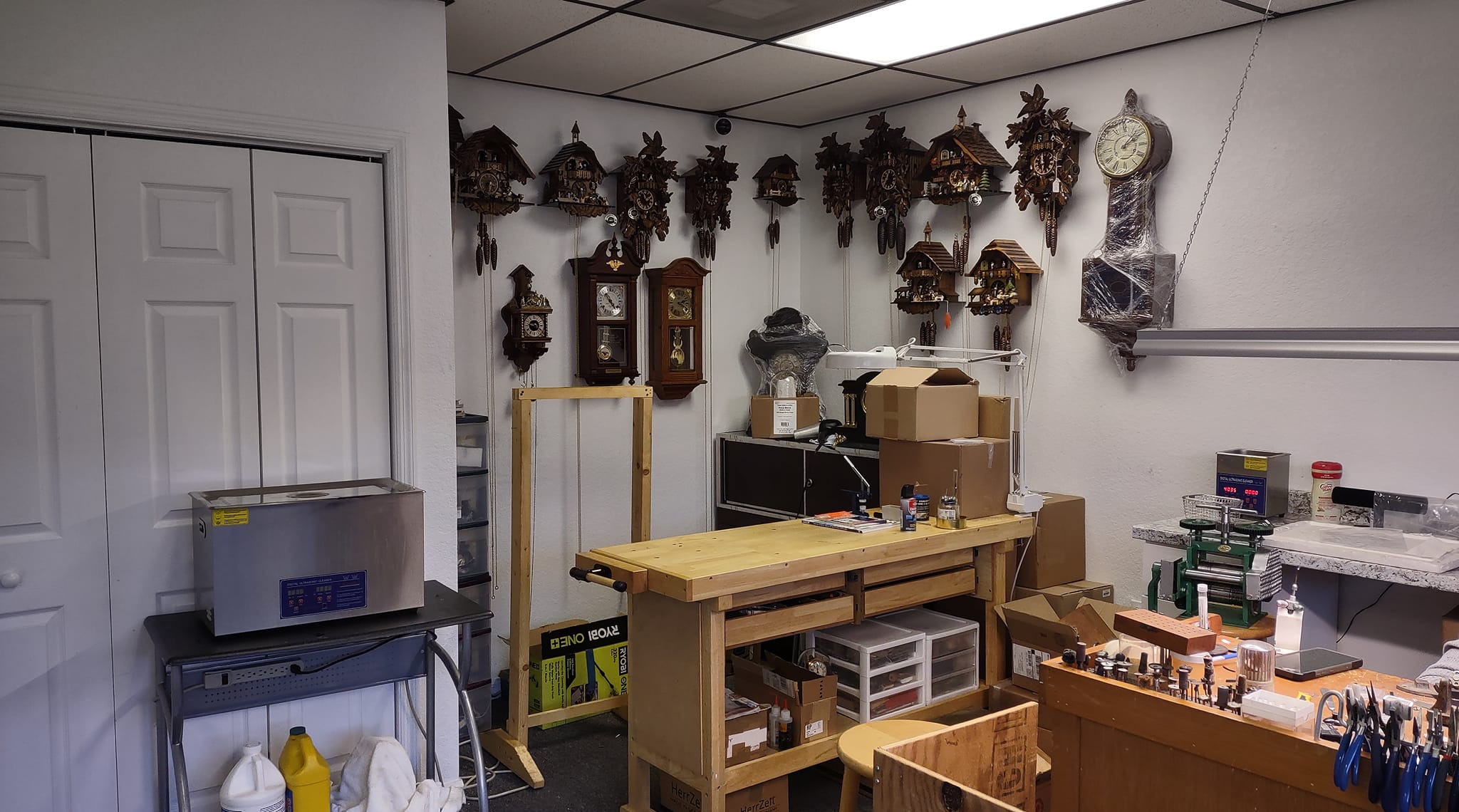 Robert's Clockrepair | Spring Hill FL