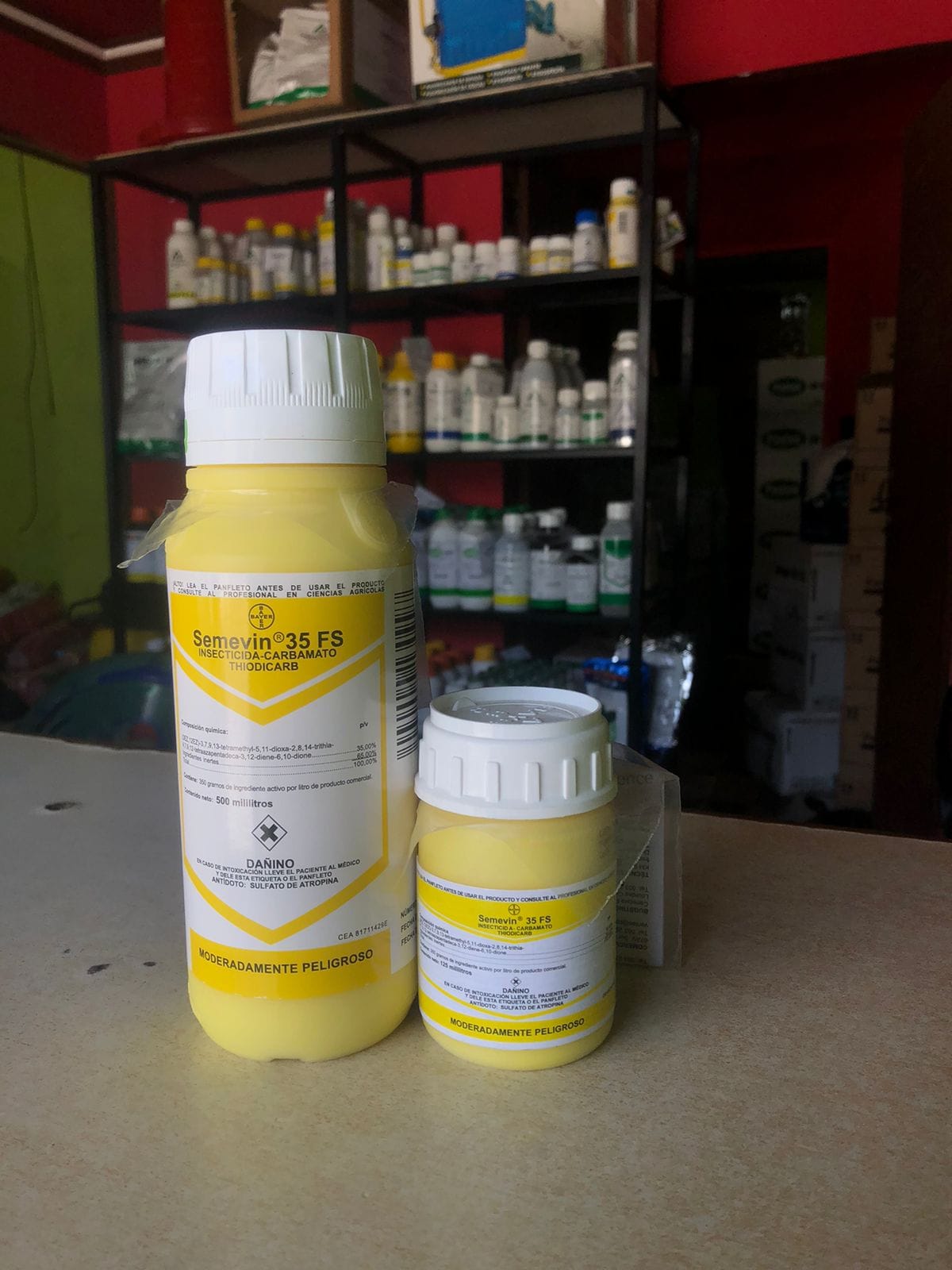 Semevin es un insecticida... - Agropecuaria La Oriental | Facebook