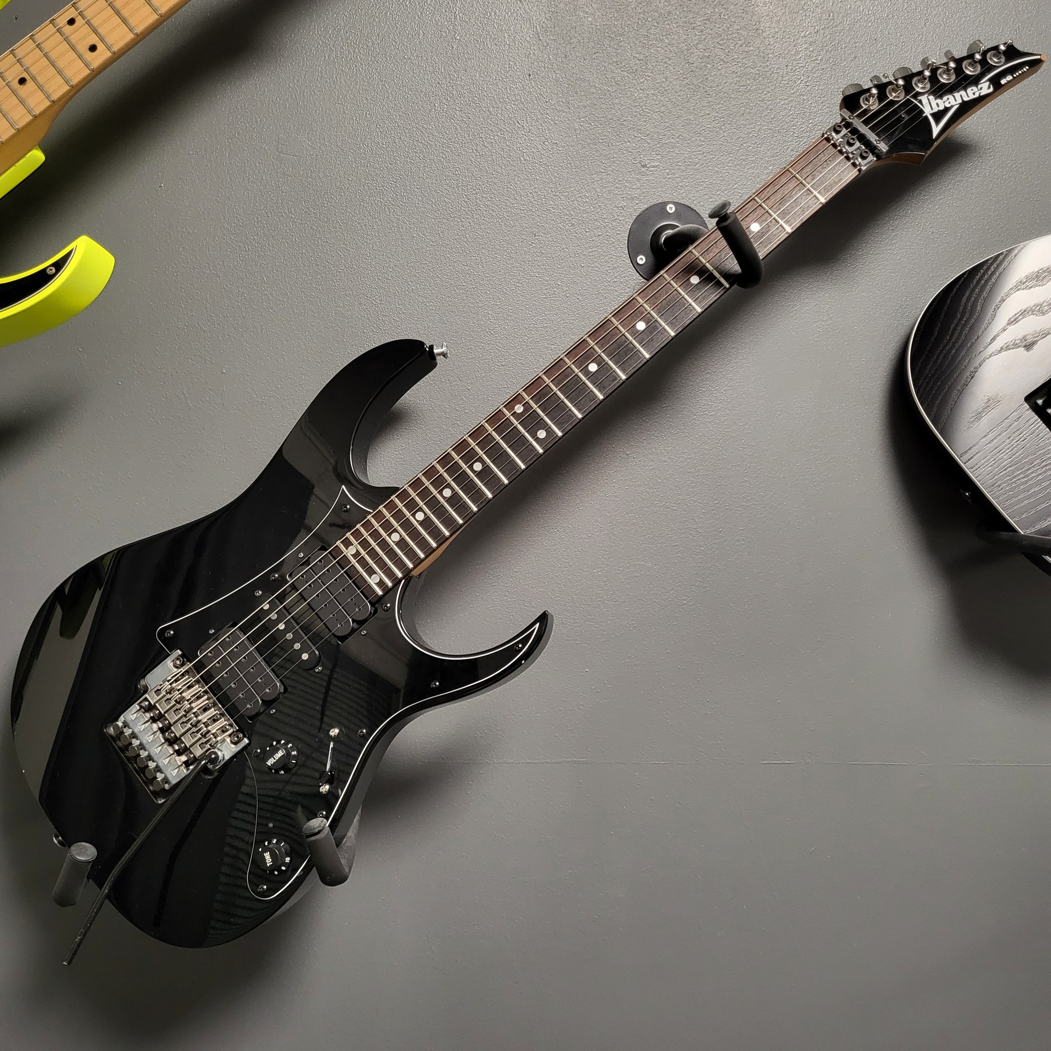 Ibanez RG370 改造箇所有り Early Ibanez RG370 with OG Wizard neck found and upgraded