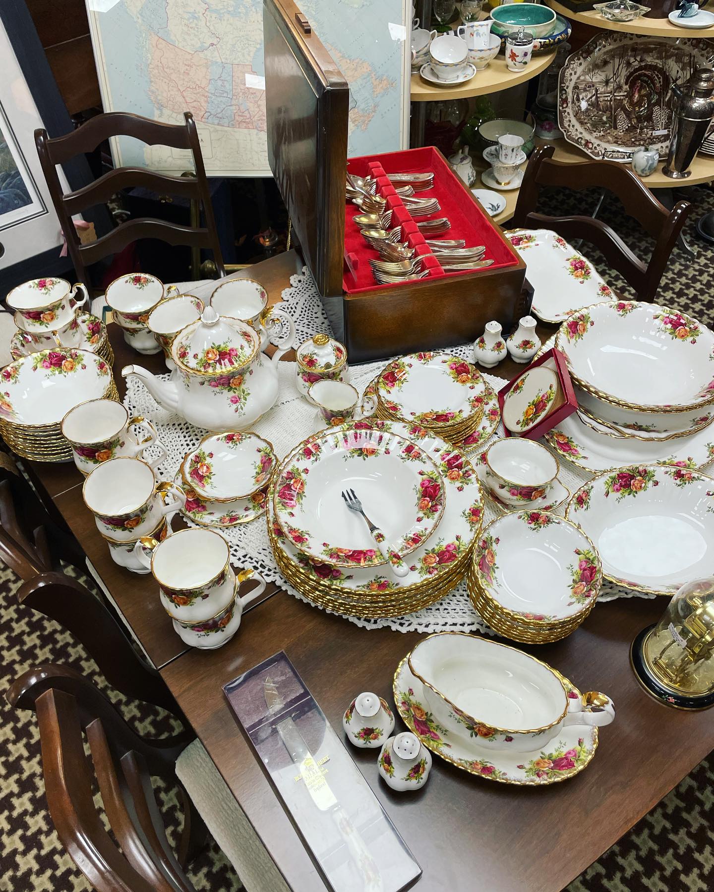 Royal Albert Old Country Roses tablescape for Mother's Day