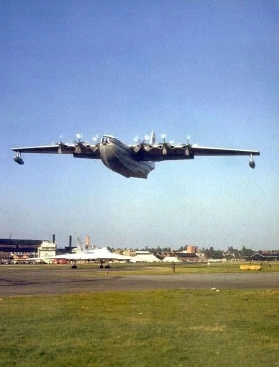 Aviation - Saunders Roe Princess. The largest all metal flying boat ...