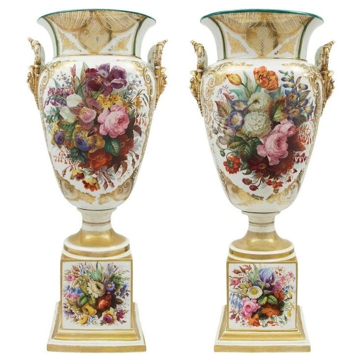 Antique French Sèvres porcelain cups and saucers 🦋