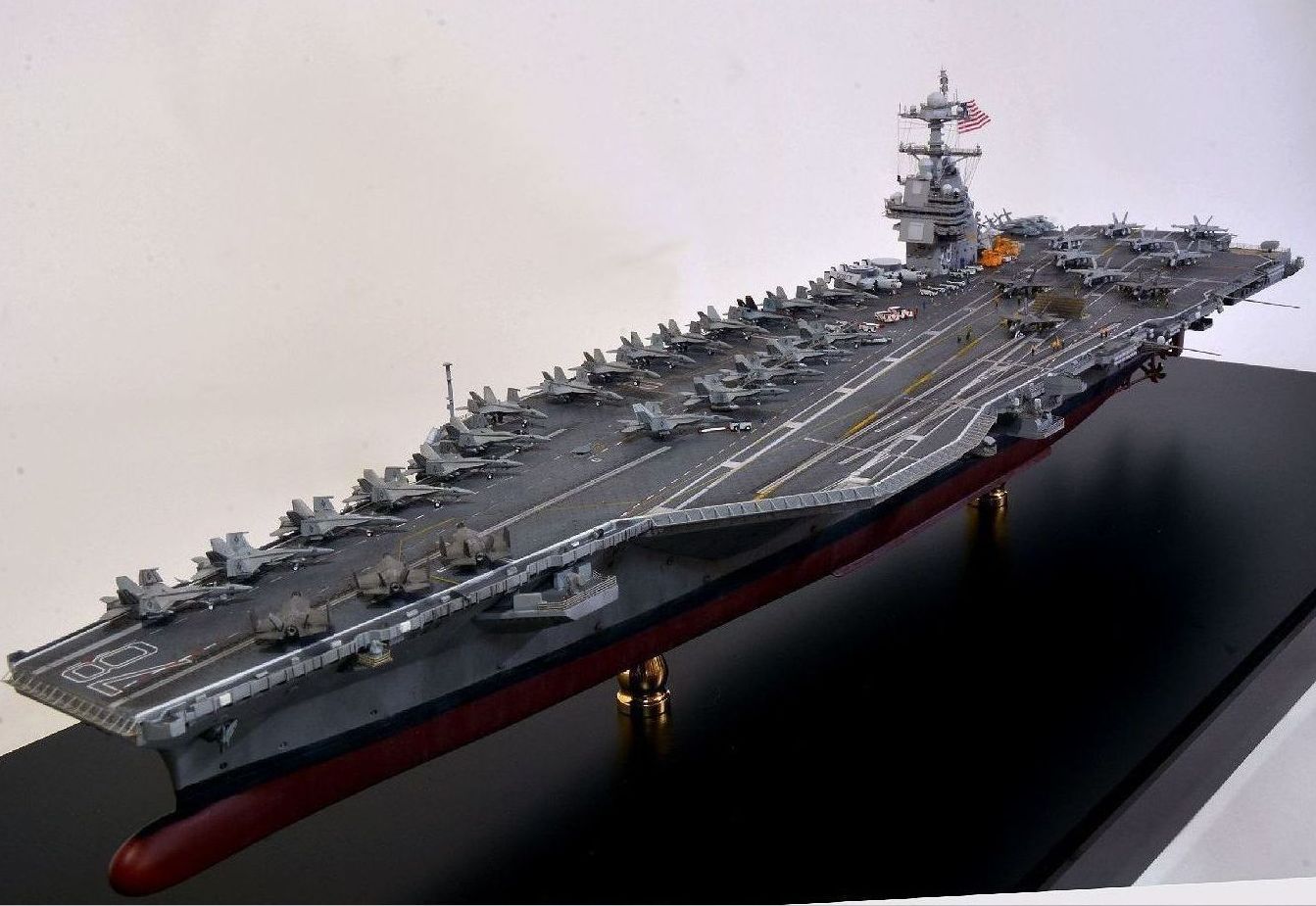 1/700 USS Aircraft carrier. CVN-78 Gerald R Ford. Full detail.