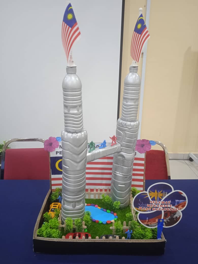 KPTM Ipoh - Pertandingan Diorama Sempena Hari Kemerdekaan...