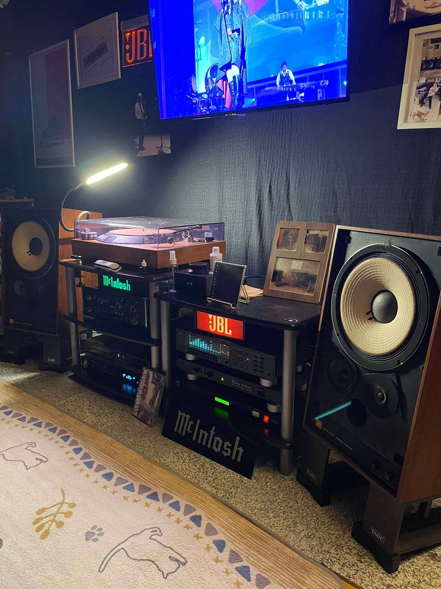 このセッテイングの方が低域が前に出るしCDの録音も良いです😊