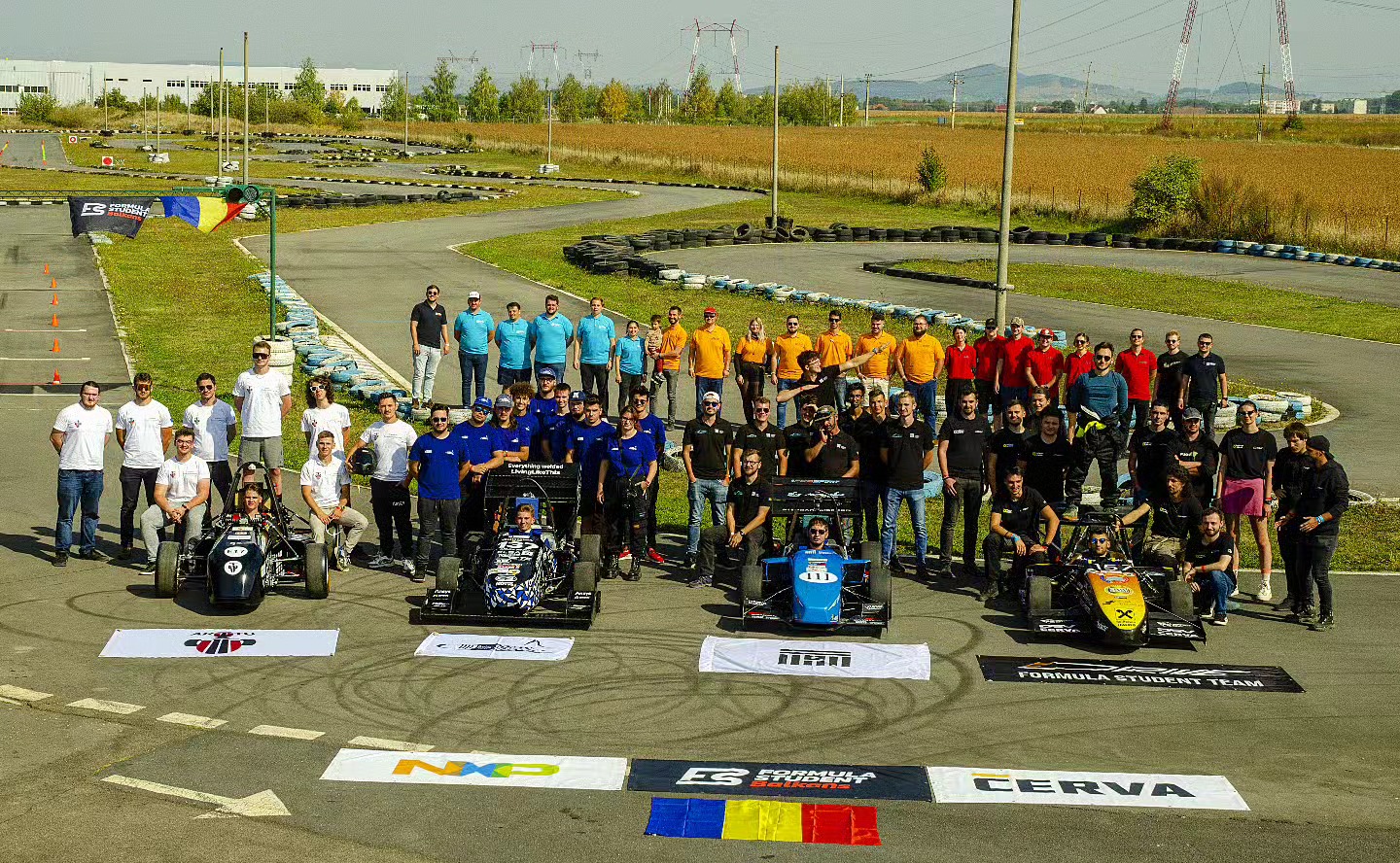 BlueStreamline - Astăzi pe circuitul de karting de la... | Facebook
