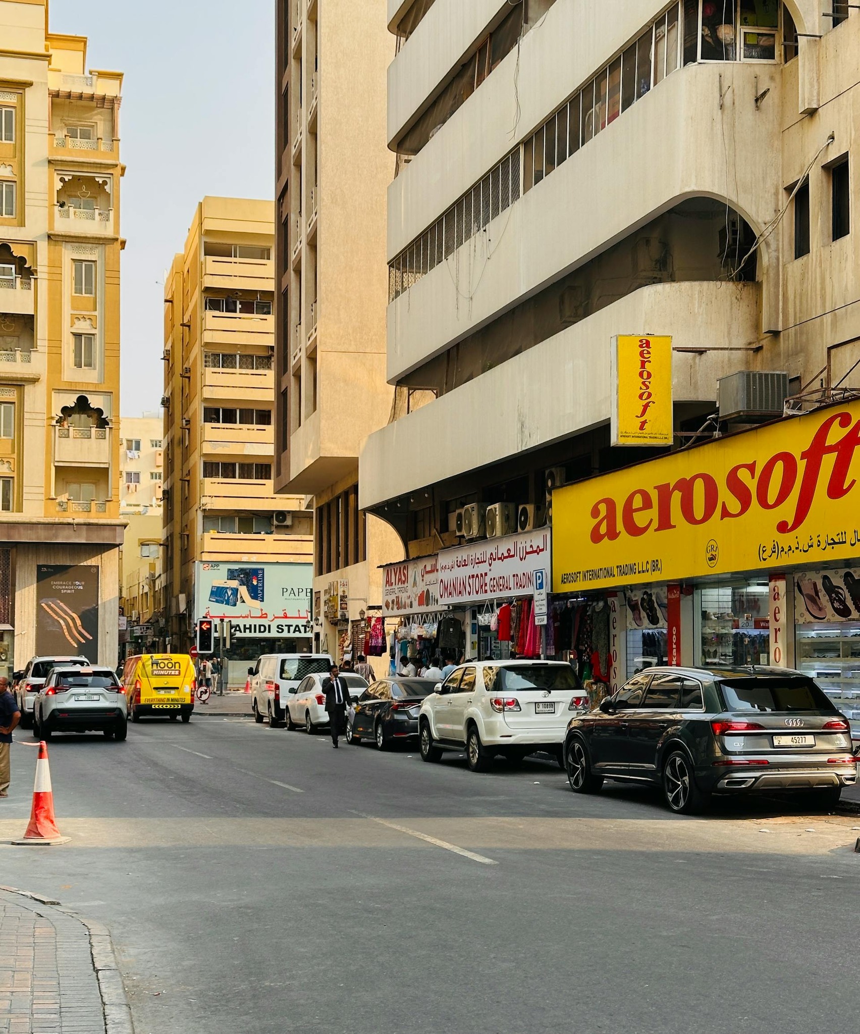 the-emiratis-urban-streets-in-dubai-facebook