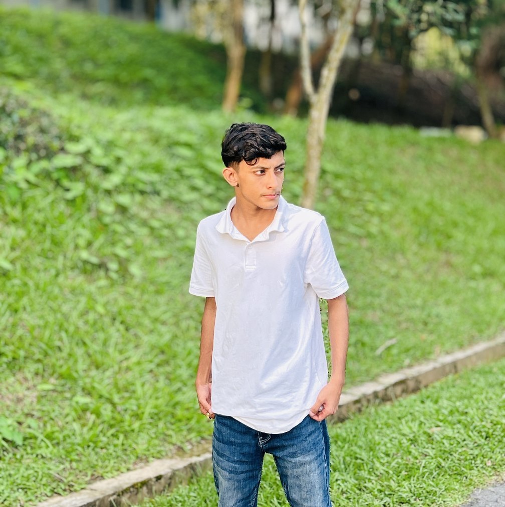 Ew'r Farhan