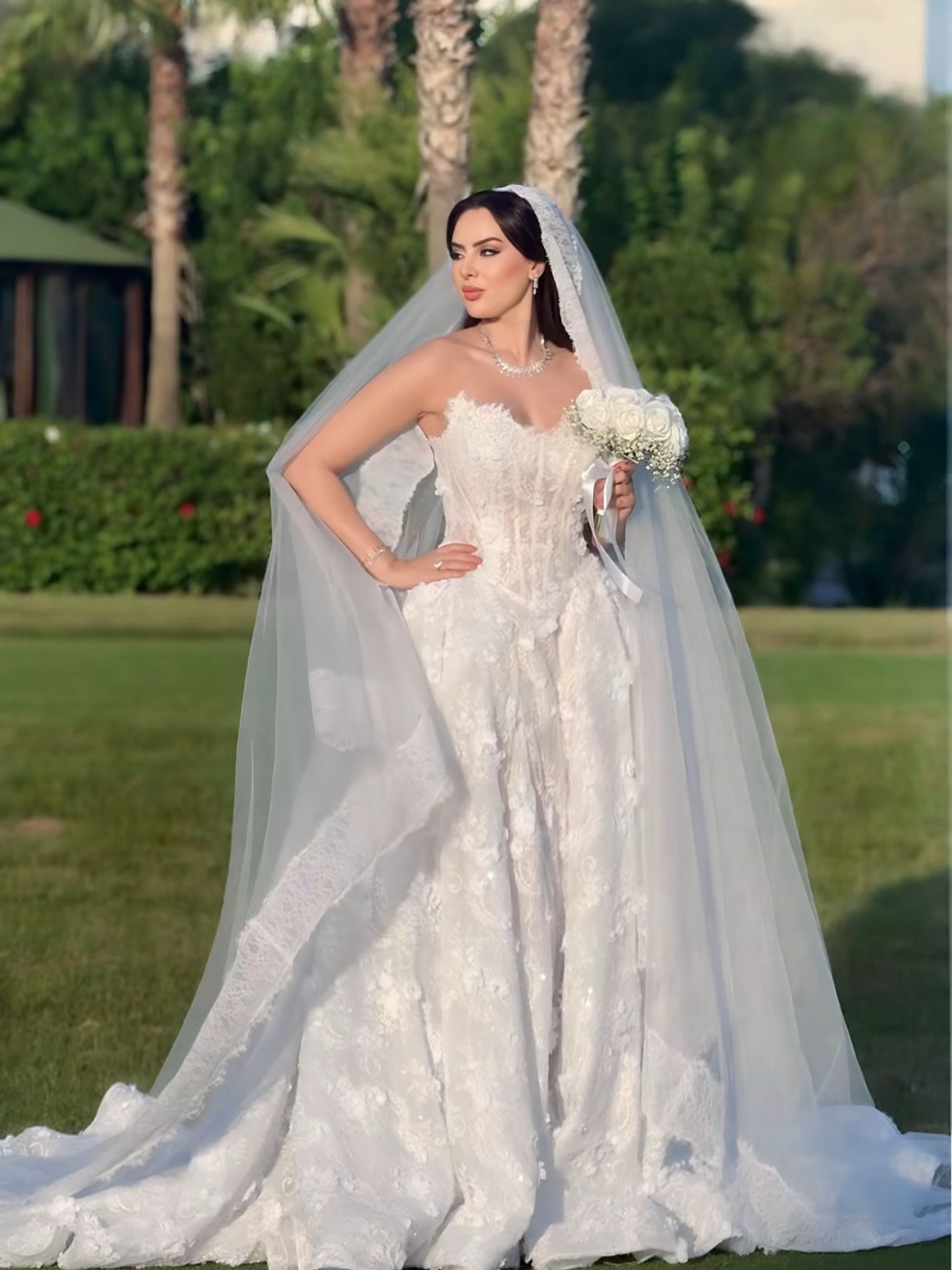 Robe De Soirée Carmen Marc Valvo Infusion - Noir, Dentelle Brodée, Taille 2 - Neuf Sans étiquettes