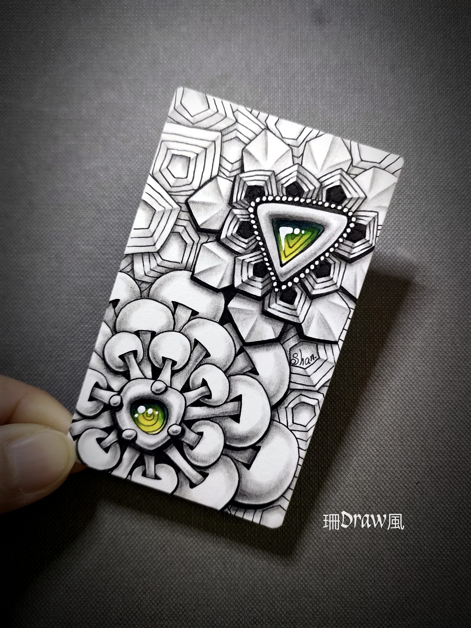 珊Draw風 - 創意禪繞藝術 - 創意禪繞畫書籤 商陸根Poke Root+幾何圖案💗... | Facebook