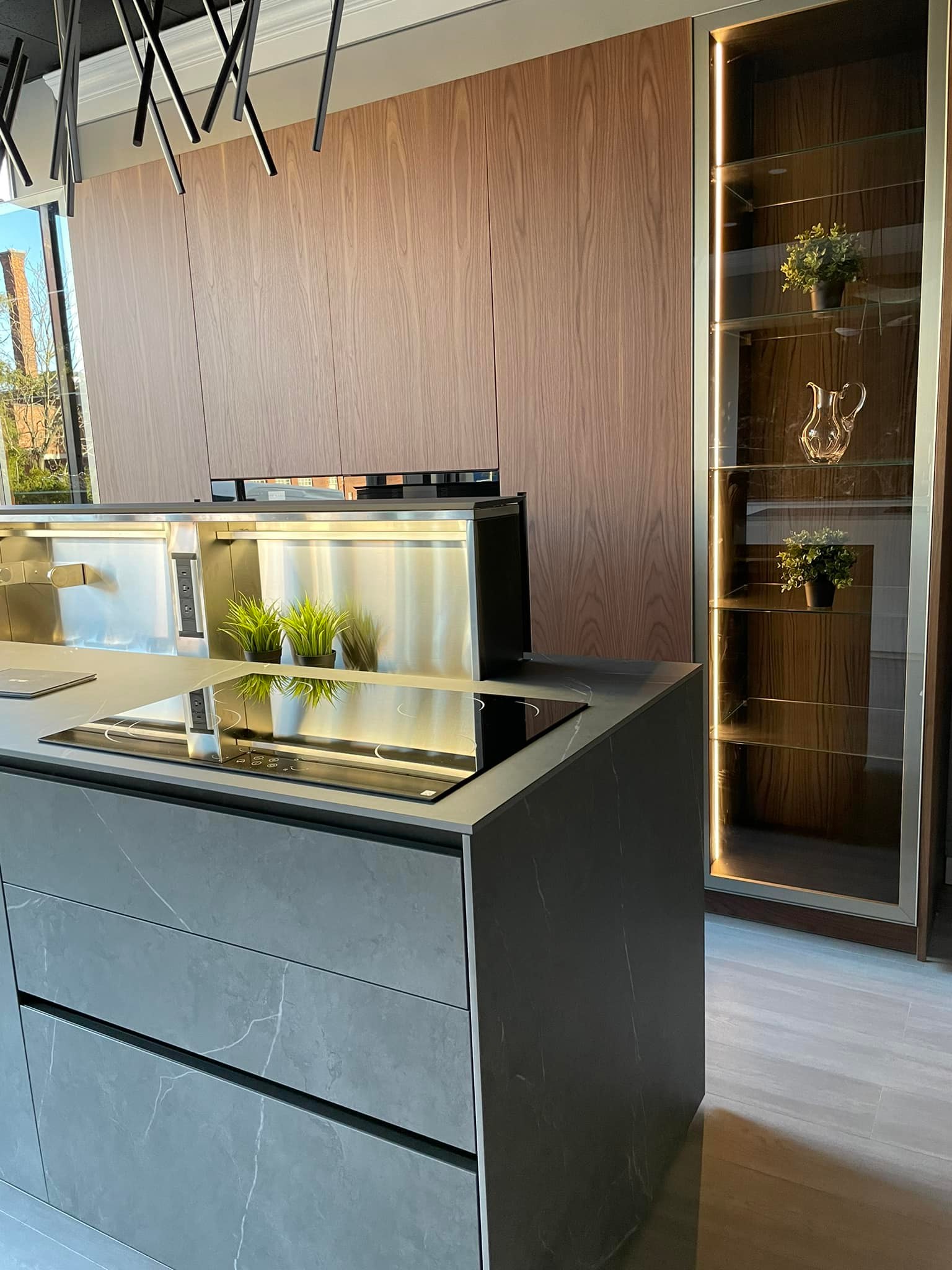 Romanoff Growth. General Contracting Group. | Edgewater NJ