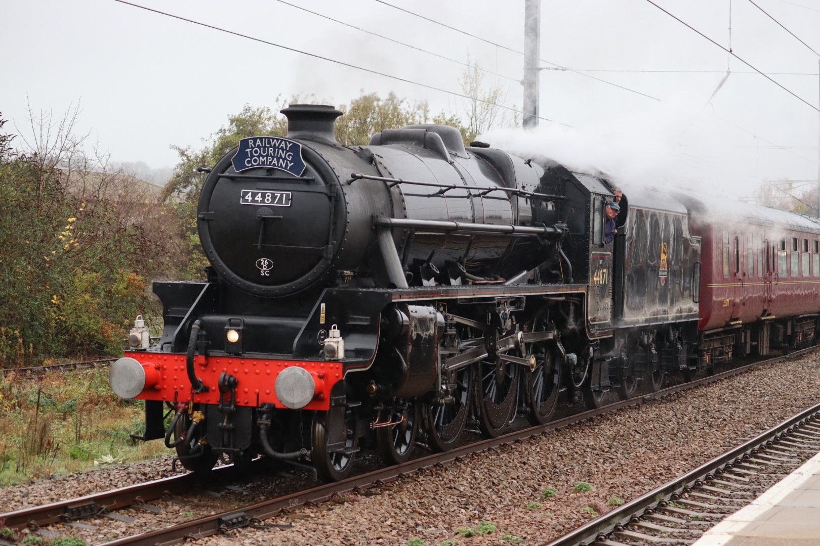 Steam Trains | LMS Black 5 44871 is seen at Newark Northgate shortly ...