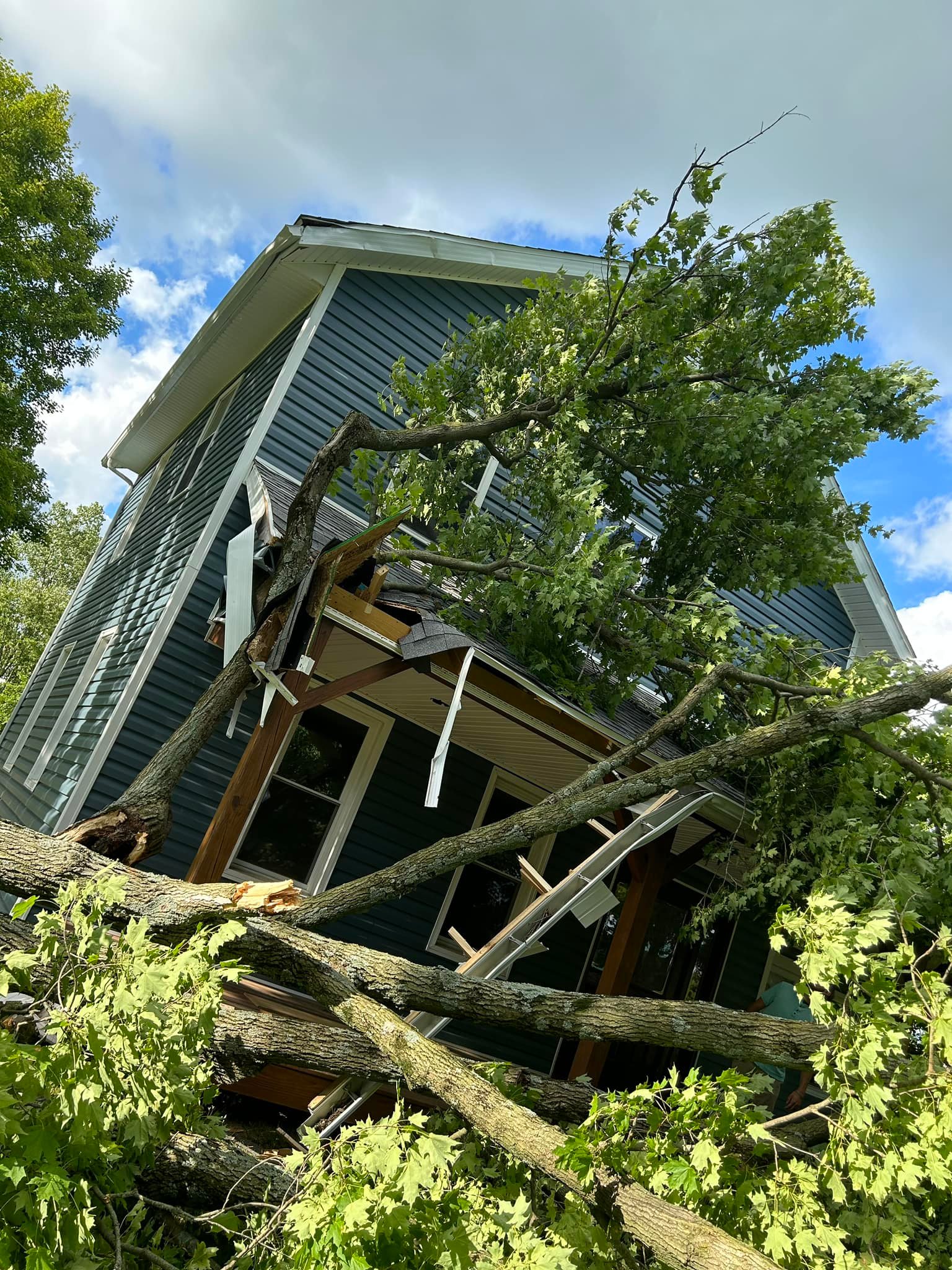 Garrett- DM Roofing Siding & Windows