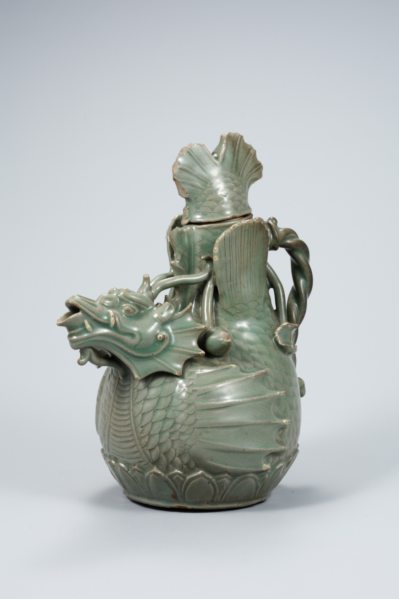 馆藏精品】《青瓷飞龙形注子》 #国立中央博物馆#首尔#高丽#青瓷