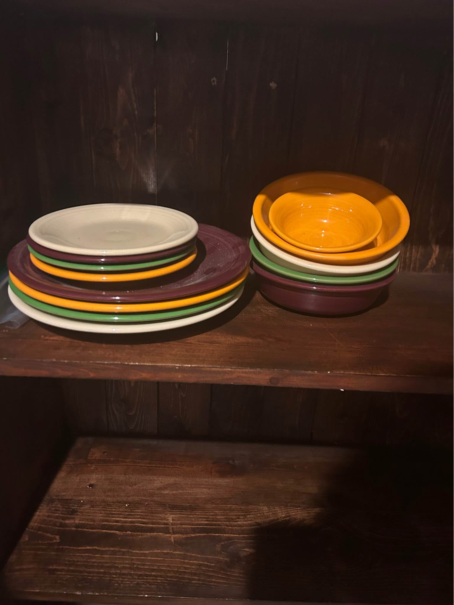 FIESTAWARE Spring Mixed Colors Dinner Plate Lot of 4 Fiesta 10.5 inch
