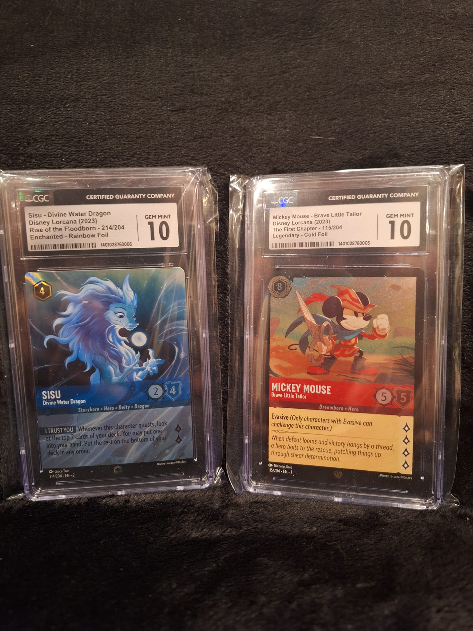 Display for Disney Lorcana TCG Gem Mint PSA 10 cards