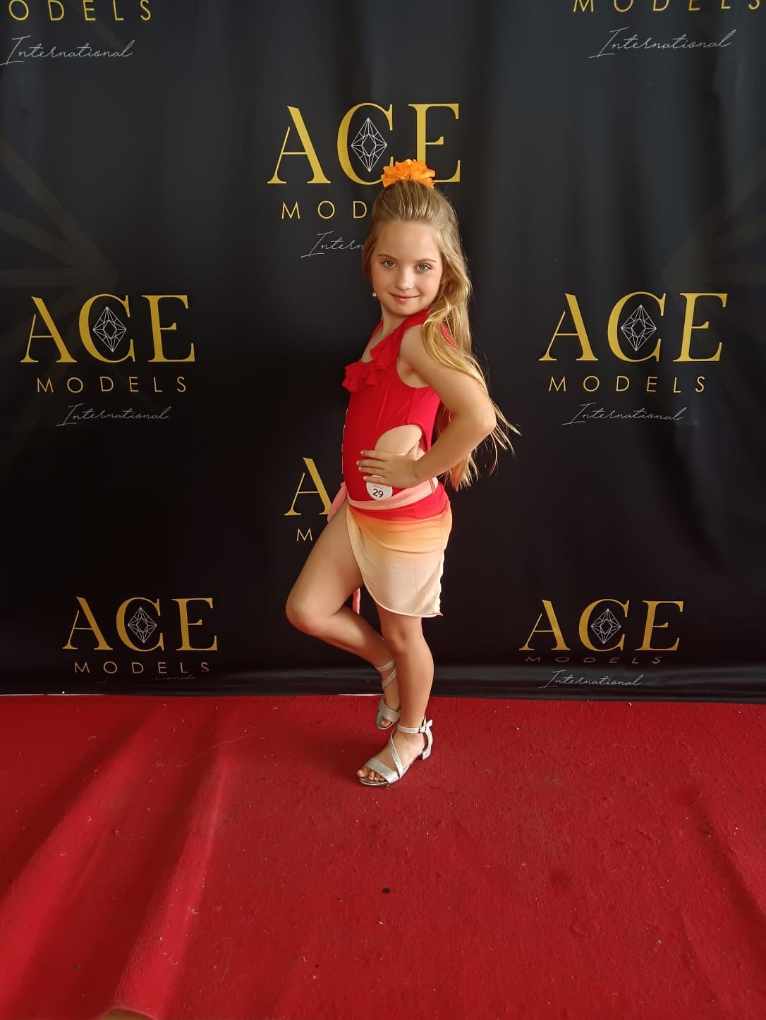 ACE Models Mossel bay &... - ACE Models Mossel bay & George