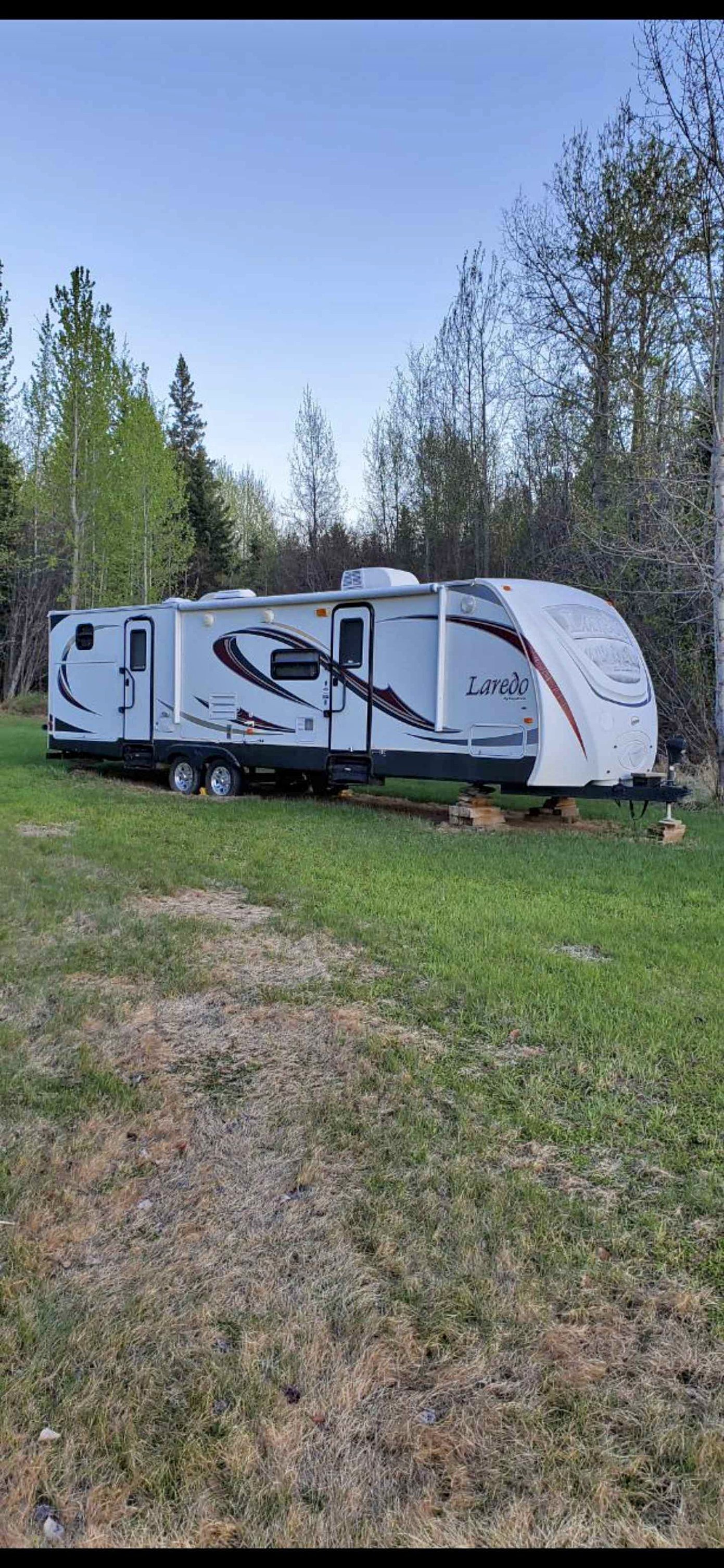For Sale 2013 Keystone Laredo 303TG glacier package blue ribbon edition ...