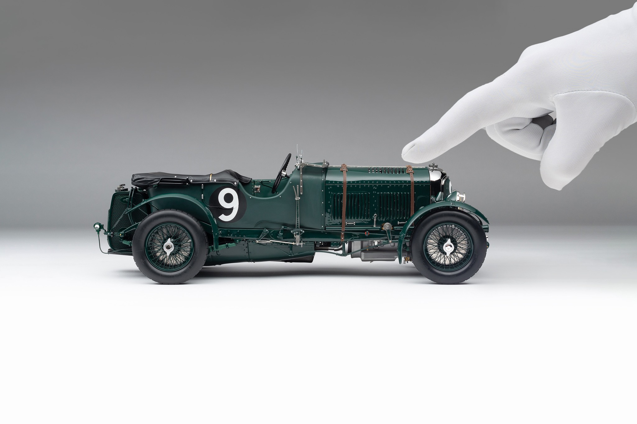 1:18 Minichamps Bentley 