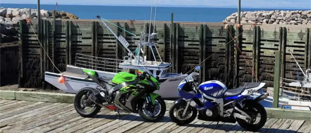 Busco una kawasaki zx10r 2020 exactamente igual,con poco kilometraje