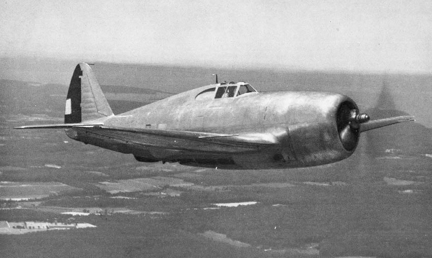 First flight of the Republic XP-47B Thunderbolt in 1941
