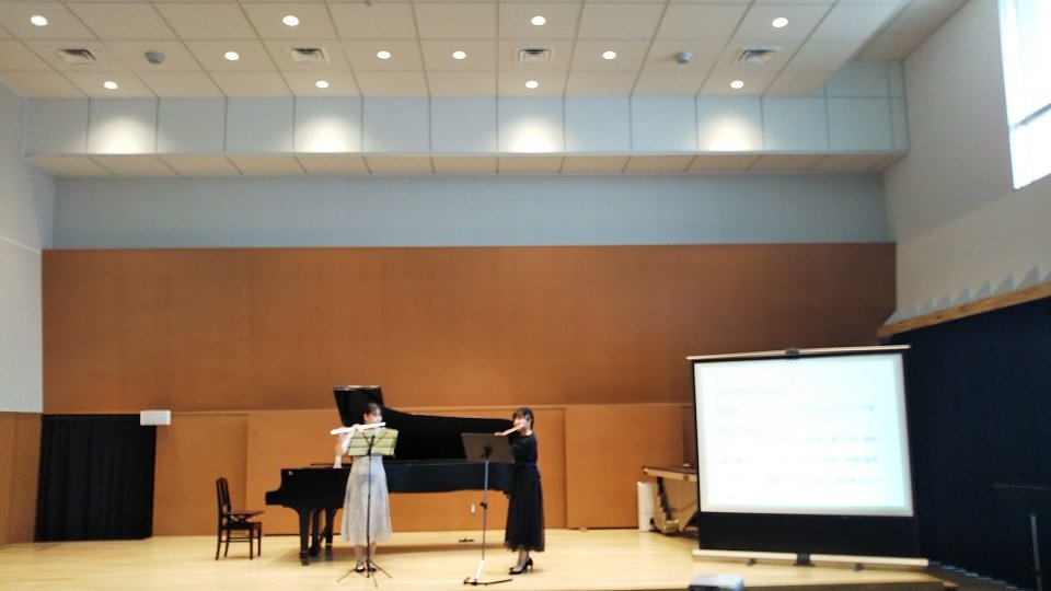 福岡女子短期大学音楽科 - 8月6日（土）オープンキャンパスを開催しました。きょうのウエルカムコンサートはフルート2重...