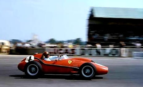 Modèle 1/18 Ferrari Dino 246 F1 Vainqueur GP Grande-Bretagne 1958 (P. Collins) CMR157