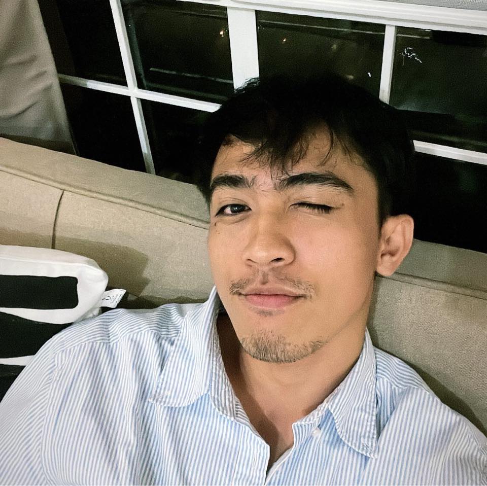 It peaked on tiktok, let’s try it here. 😅 go for it #AshDres | Roderick ...