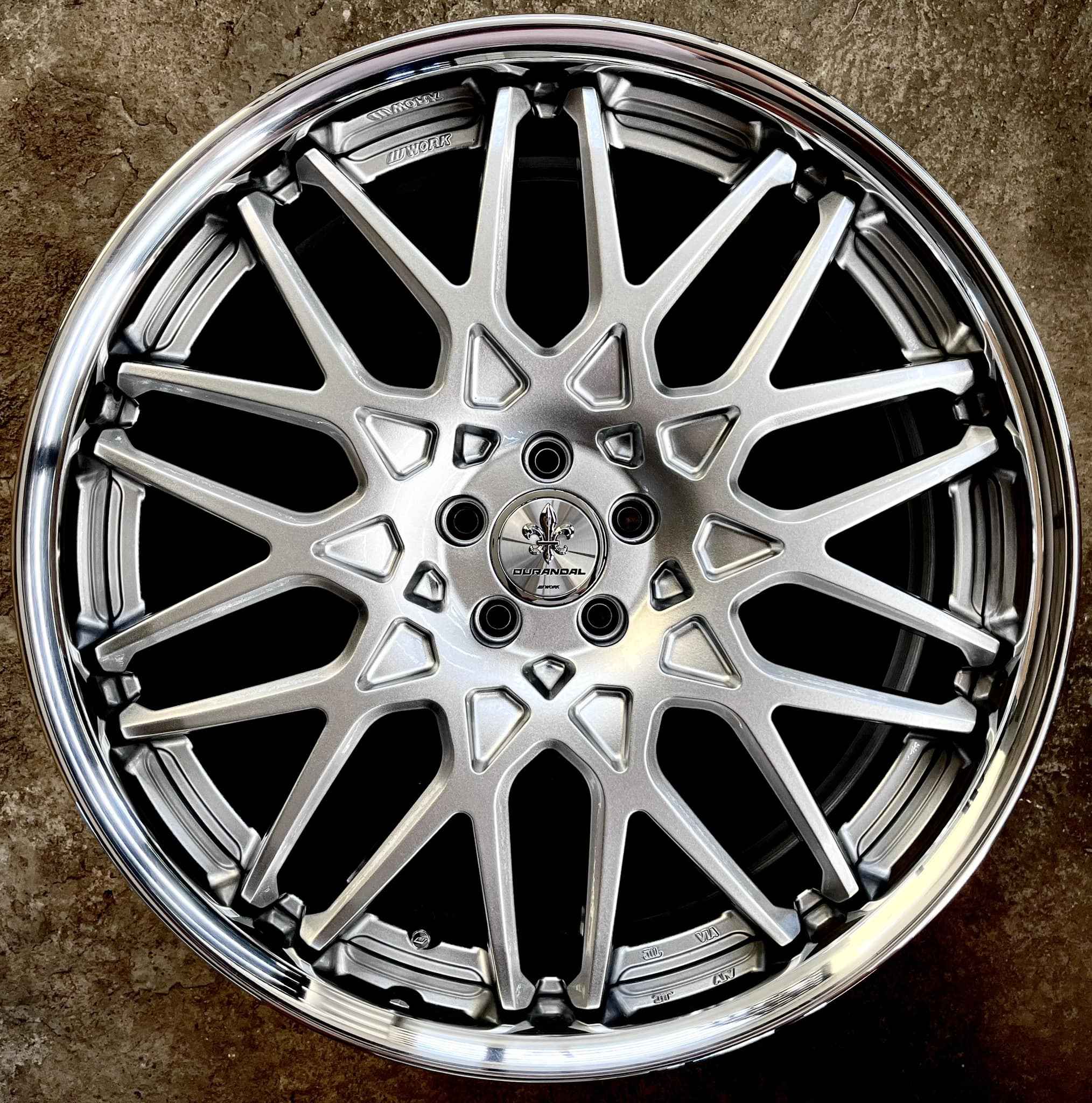 Zauber Mesh 4/5x114.3 17x9.25 +10 What's your favorite Mesh wheel