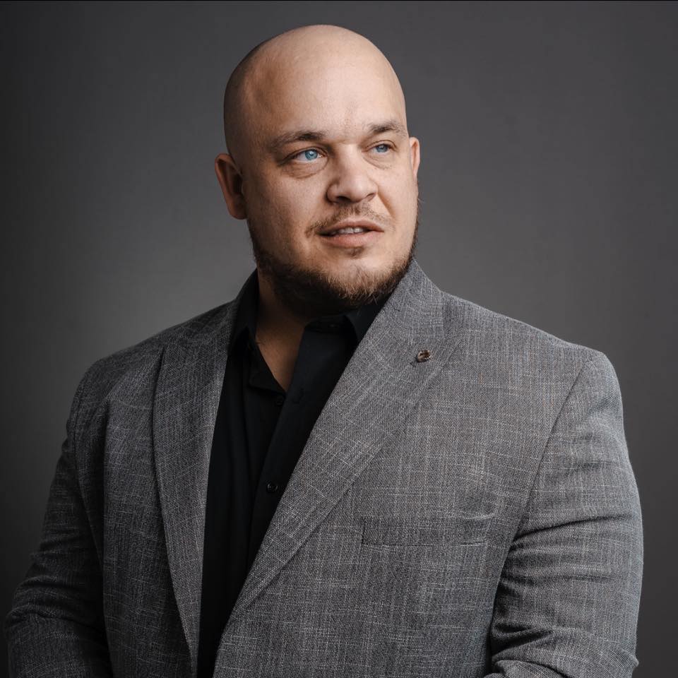 A kad @kaspars_kazanovskis brauks uz Dubaju ? @thomaskralow , piedāvāju ...